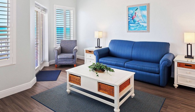 Seaside Stay Near Fishing, Shopping, Mini Golf, Dining, and Daytona Excitement