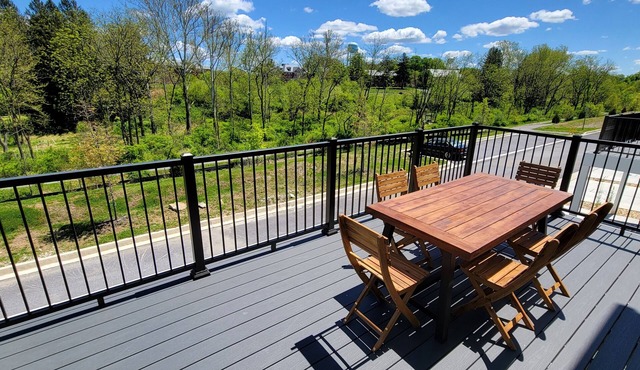 Serenity in Sykesville! Remote 4 BR Townhome w Scenic View, Free Parking