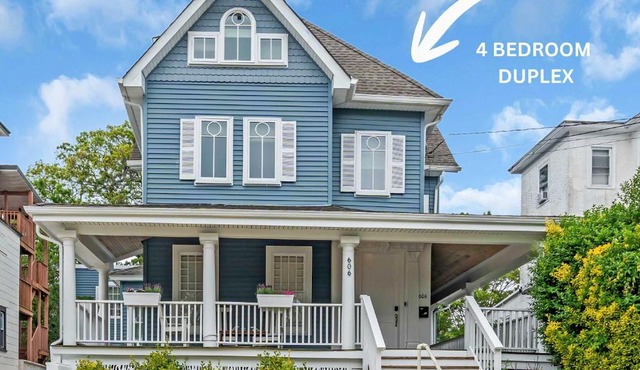 Spacious 4BR Duplex - 5 Blks 2 Beach - Badges Incl