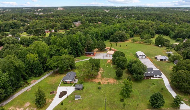 Spacious Multi Family Estate, Sleeps 29, Reunions