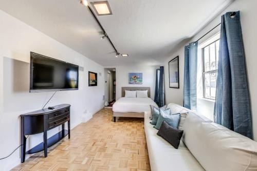 Spacious Studio Near Golden Gate Park
