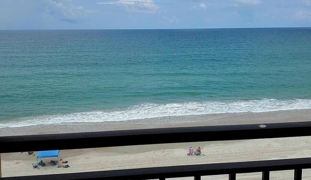Spectacular views! Oceanfront 2-bed 2 ba condo at Sandcastle in Ponce Inlet.
