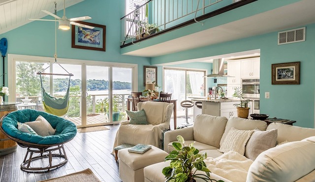 Stay at Waterfront Home with Pier & Community Park