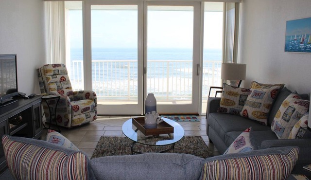 Summer 2026 Availability -SPECTACULAR OCEANFRONT, 3-Separate Private Bedrooms