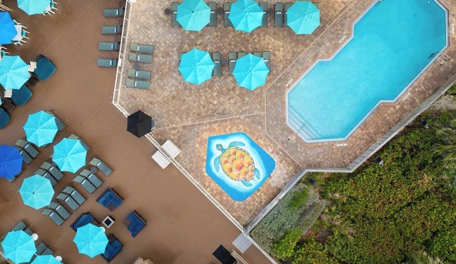 Sunny Retreat | 2 Modern Units | Onsite Pool, Parking, Private Beach Access