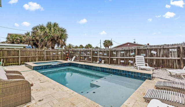 Three Oars Beach Bungalow