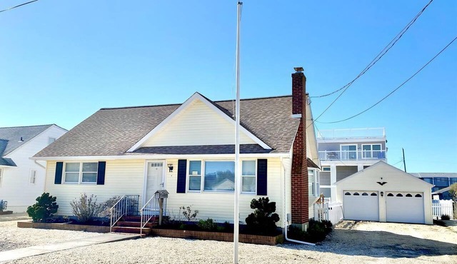 Vacation rental with pool on LBI