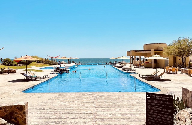 Beachfront Tranquil Resort with Edgeless Pools, Sauna