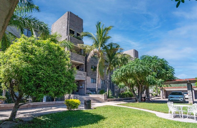 Condo 6 - Nice Condominium in Marina Real