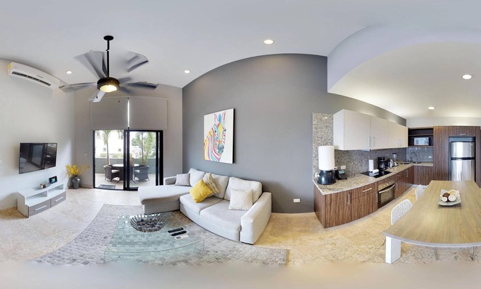 Gonzalo Guerrero Apartment | 1 Bedroom * HighSpeedConnection* Downtown quite & safe-5th ave steps away