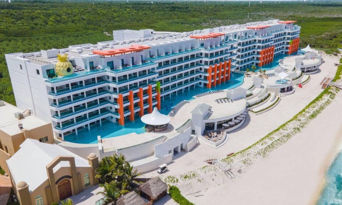 Villa Juarez Resort | 220 m² Resort ∙ 2 bedrooms ∙ 127 guests