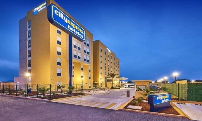 Celaya Hotel | 27 m² Hotel ∙ 127 guests