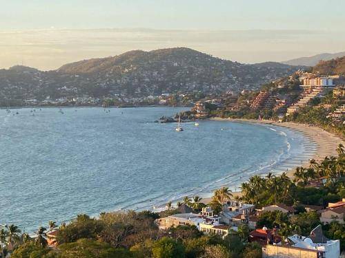 Playa Las Gatas Apartment | 279 m² Apartment ∙ 3 bedrooms ∙ 7 guests