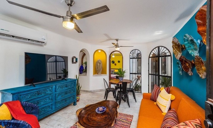 Emiliano Zapata Condo | Authentic Condo - Zona Romantica