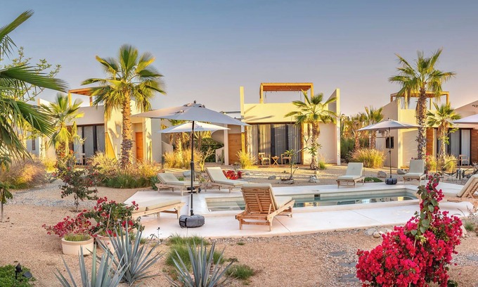 El Pescadero House | Boutique Modern Bungalow In El Pescadero