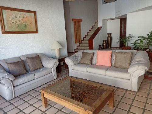 Jimenez Villa | Cancún Villa Marina Blanca