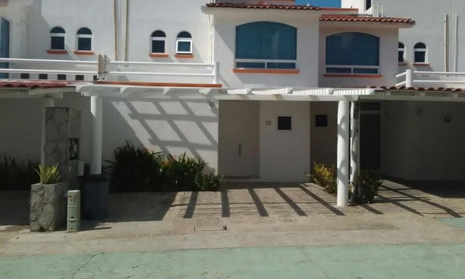 Granjas del Marques Apartment | Casa en Villa Playa Diamante, 001