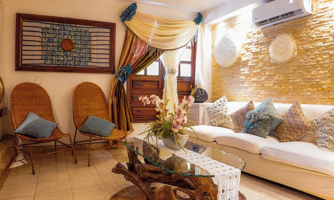 Boulevard Barra Vieja Hotel | Casa Jaguar