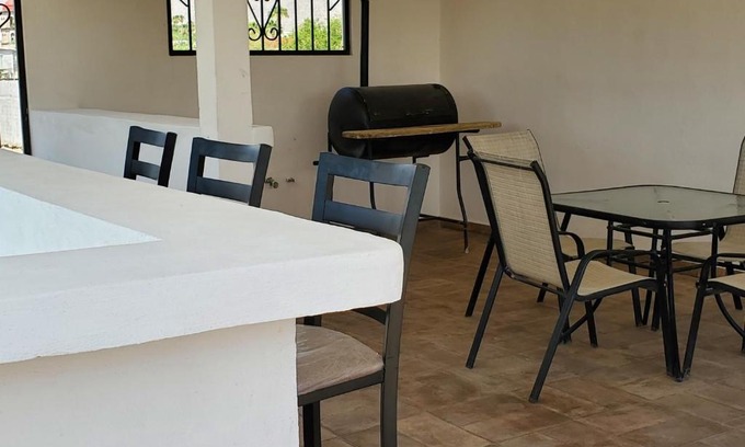 Cuatro Cienegas House | Casa nogalito