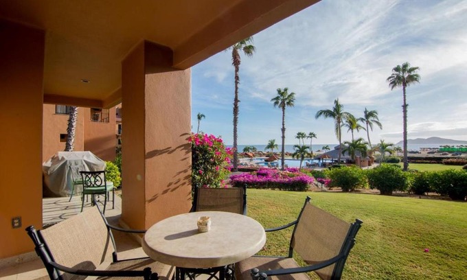 San Jose del Cabo House | Christmas & New Years Beachfront! Beautiful 2 Bed Condo With Awesome Views!