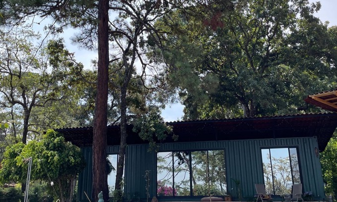 Valle de Bravo House | Container House, Lake VIew