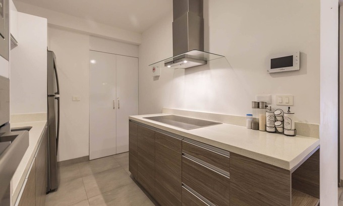 Centro Condo | Cozy one bedroom on downtown district-5 minutes walk to the beach-