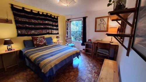 Coyoacan House | Cuarto baño sala San Angel cerca de ITAM UNAM Bazar Sábado