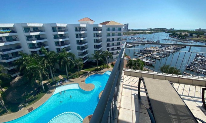 Marina Mazatlan Apartment | Departamento en Costa Veleros, vista a la Marina