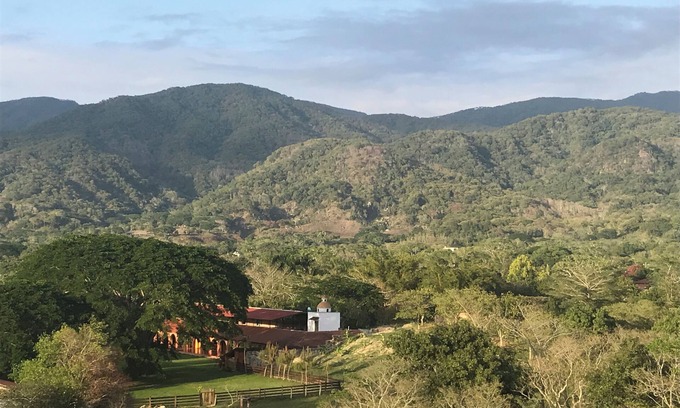 El Tuito Apartment | FOR TRAVELERS SEKING AN "AUTHENIC MEXICAN EXPERIENCE"