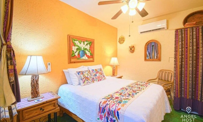 La Paz House | Group-Friendly Stay, Near to Malecón & City Charm