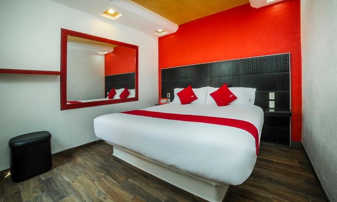 Cuauhtemoc Hotel | Hotel SR92 Adults Only