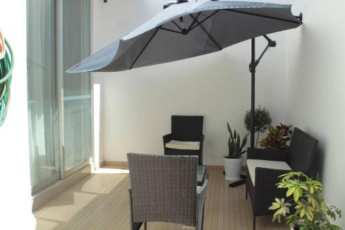 Tlajomulco de Zuniga House | Nueva Galicia residencial, es una propiedad completa al sur de la ciudad que te ofrece modernidad, espacio, tranquilidad, cuenta con 4 recamaras 3 baños completos y 2 cajones de estacionamiento privados