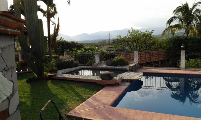 Lomas de Cocoyoc Resort | Private room ∙ 4 guests