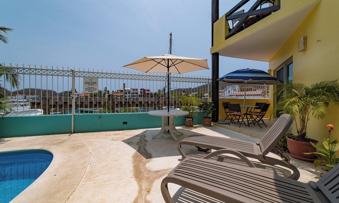 Crucecita Condo | Seaside Marina View Condo