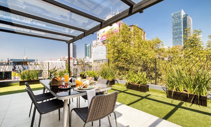 Zona Rosa Apartment | ULIV Apartments El Ángel