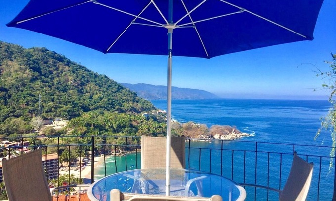 South Shore Hotel Area Condo | Villas Altas Mismaloya Pent House 3 bedroom ocean & beach views