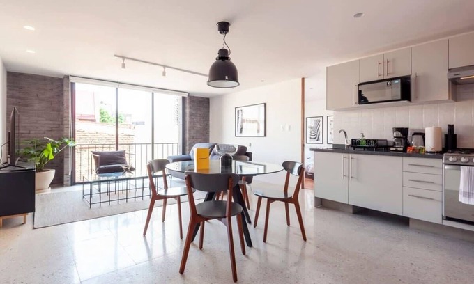 Colonia Roma Apartment | w* | Welcoming 2BR in Roma Norte