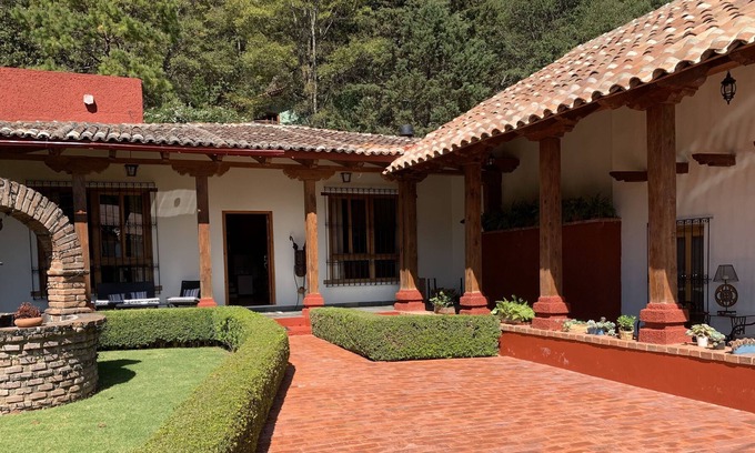 San Cristobal de las Casas Villa | We include airport transfers, driver, cook, housekeeper, security guard, & alarm