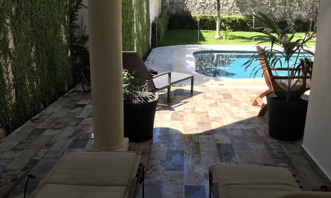 Alfredo V. Bonfil Bed & Breakfast | YurInn