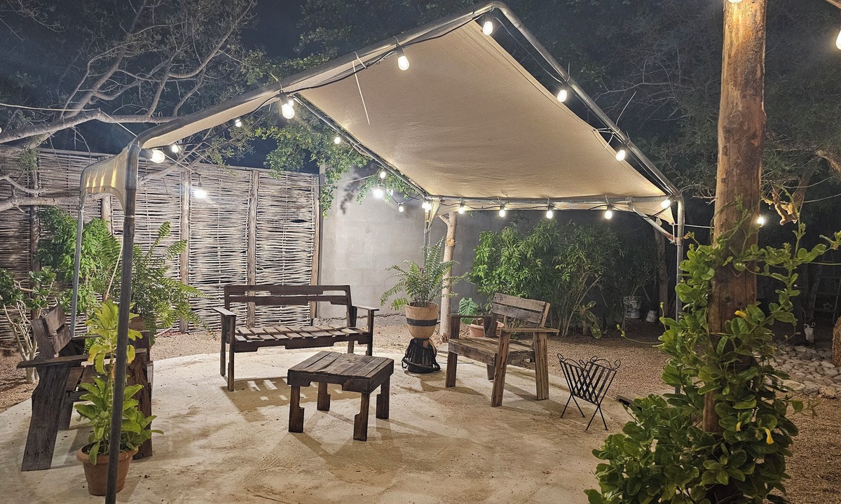 El Centenario House | Secluded special area, close to the ocean, lots of birds, a very relaxing area