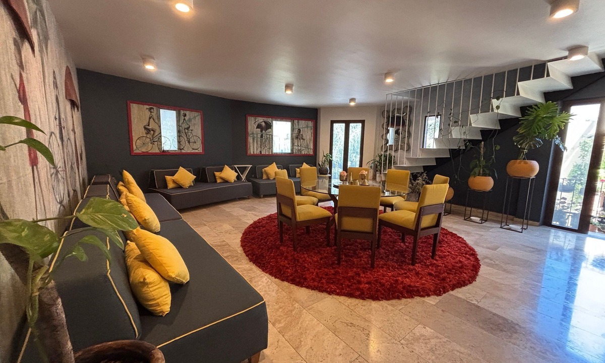 Santeagueda Apartment | Luxury Duplex in the Heart of Val'Quirico!
