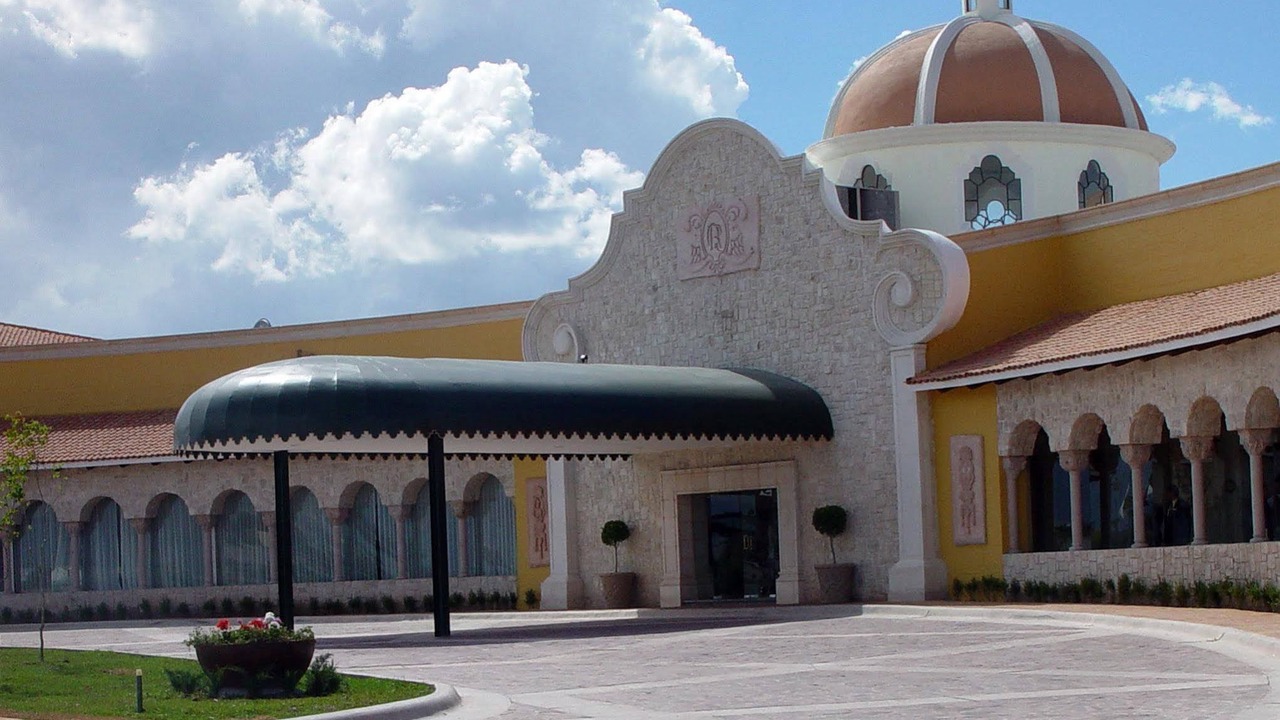 Photo of Buildings in Saltillo