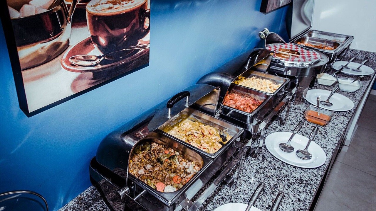 Photo of Others in Americana