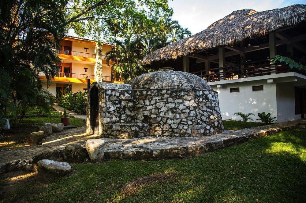 Photo of Buildings in Palenque