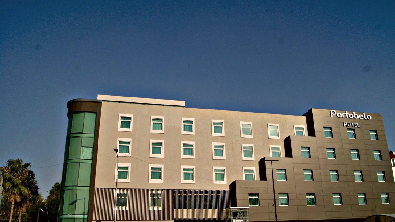 Photo of Buildings in Americana