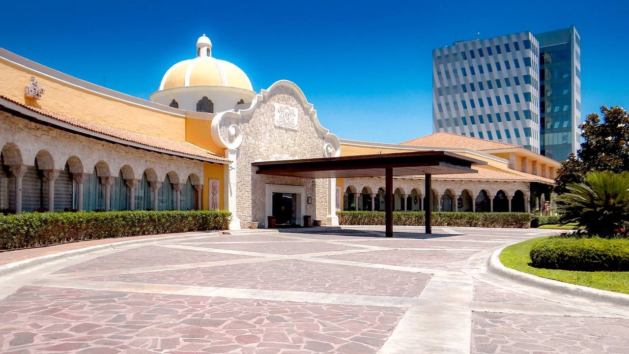 Photo of Buildings in Saltillo