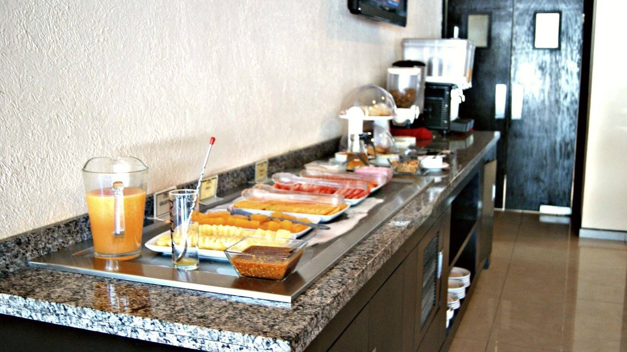 Photo of Others in Americana