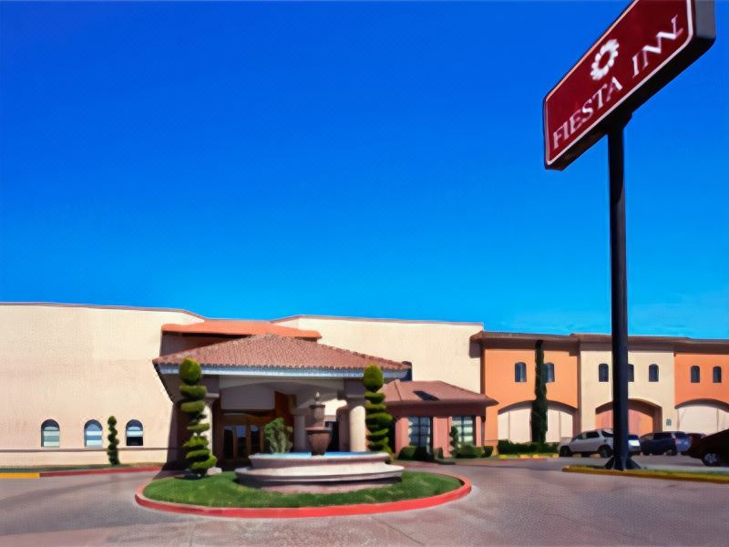 Photo of Buildings in Saltillo