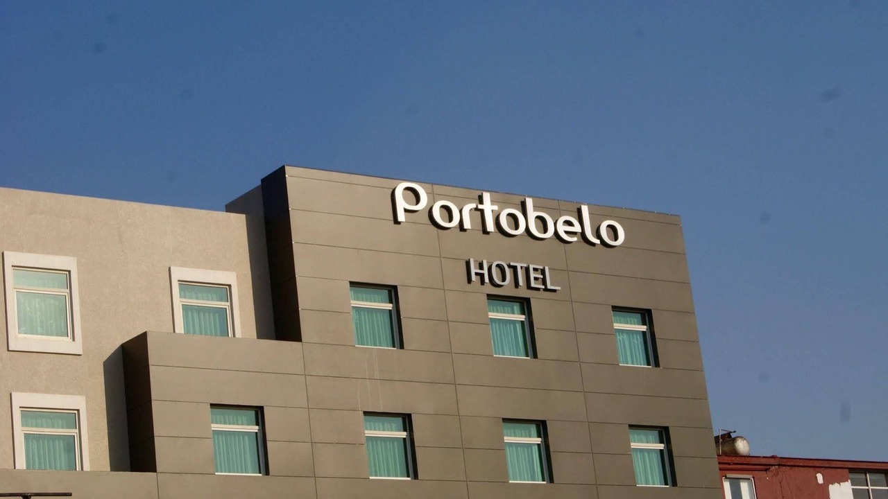 Photo of Buildings in Americana