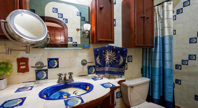 Photo of Bathroom in Taxco